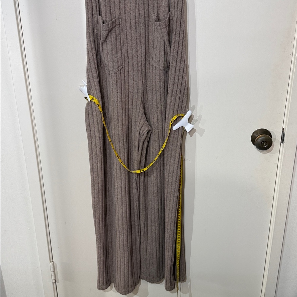 Ribbed Knit Wide-Leg Overalls in Taupe - Picture 7 of 9